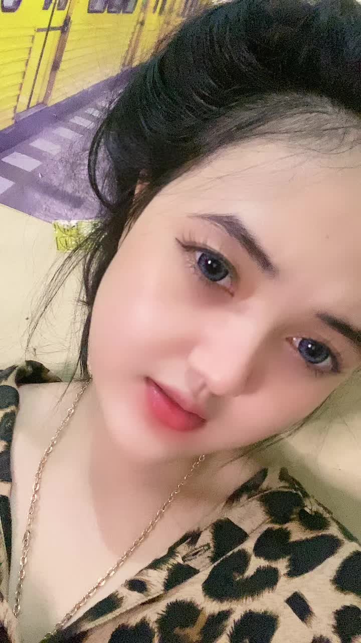 @Tiyaaaa_a