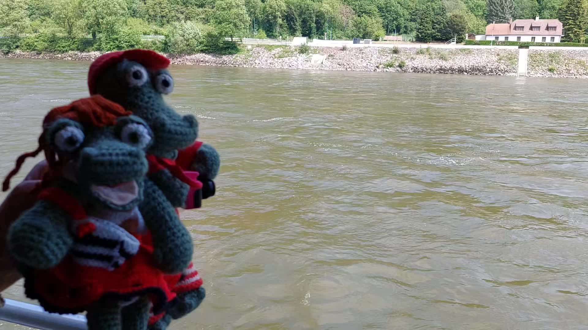 @Snappy the travel Croc