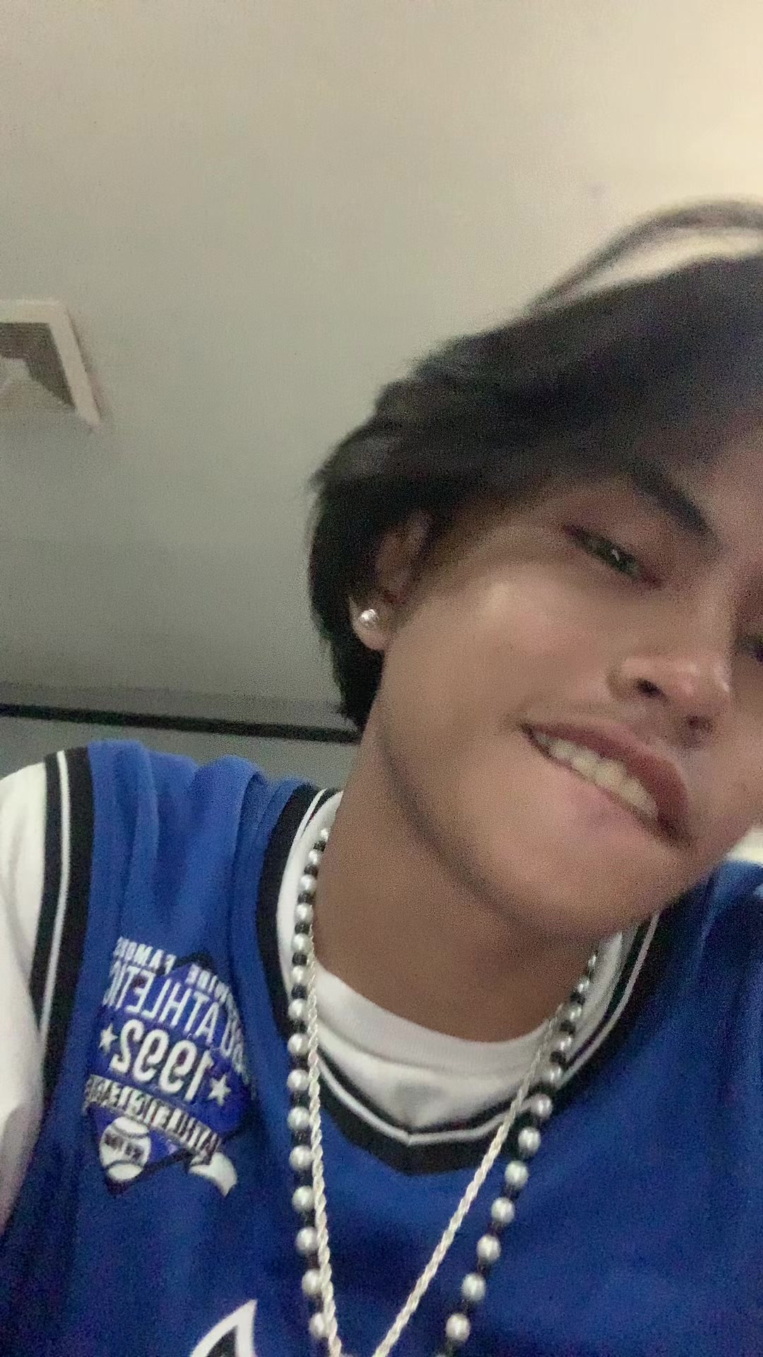 @Uno