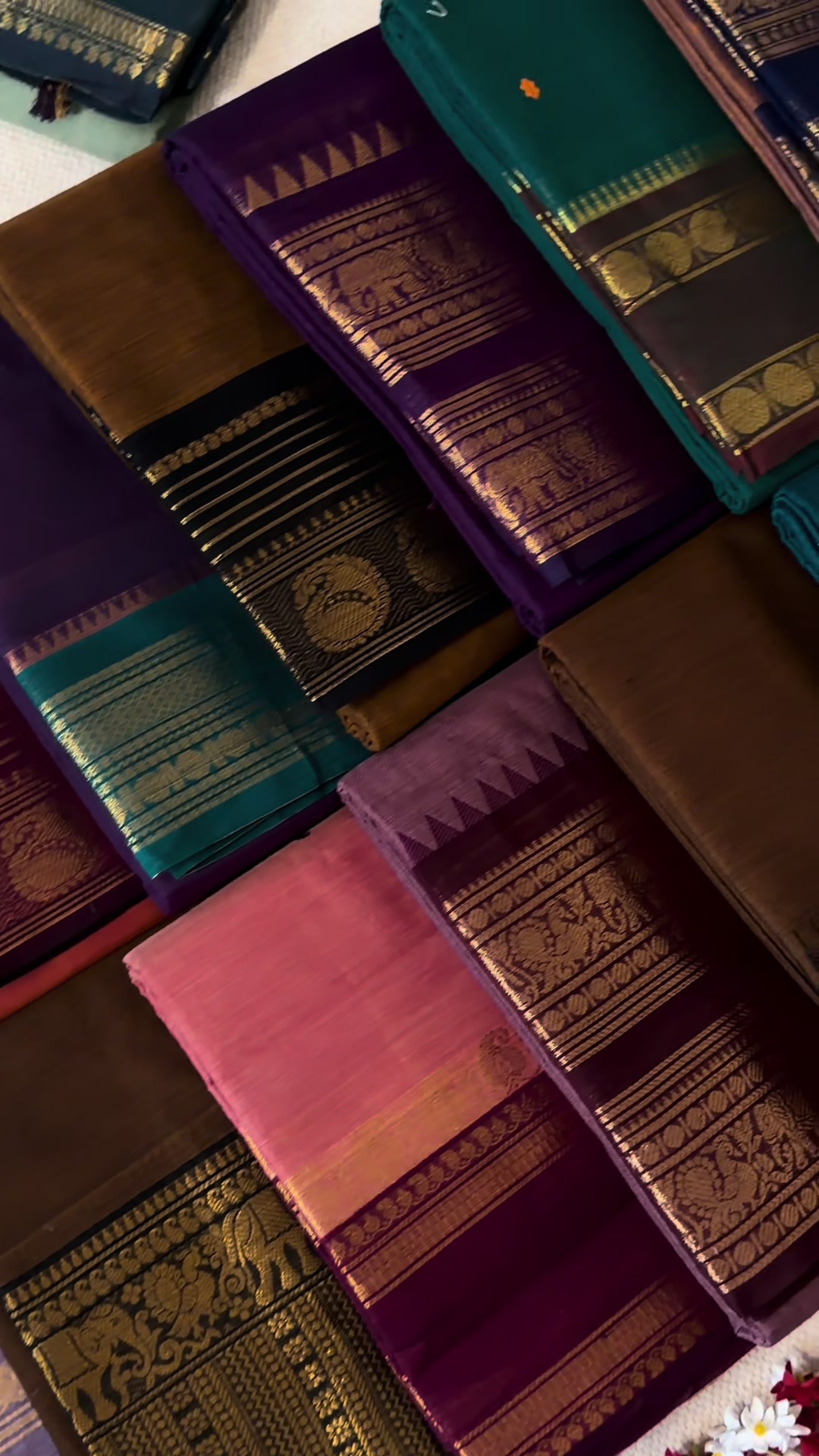 @Shivi Collections