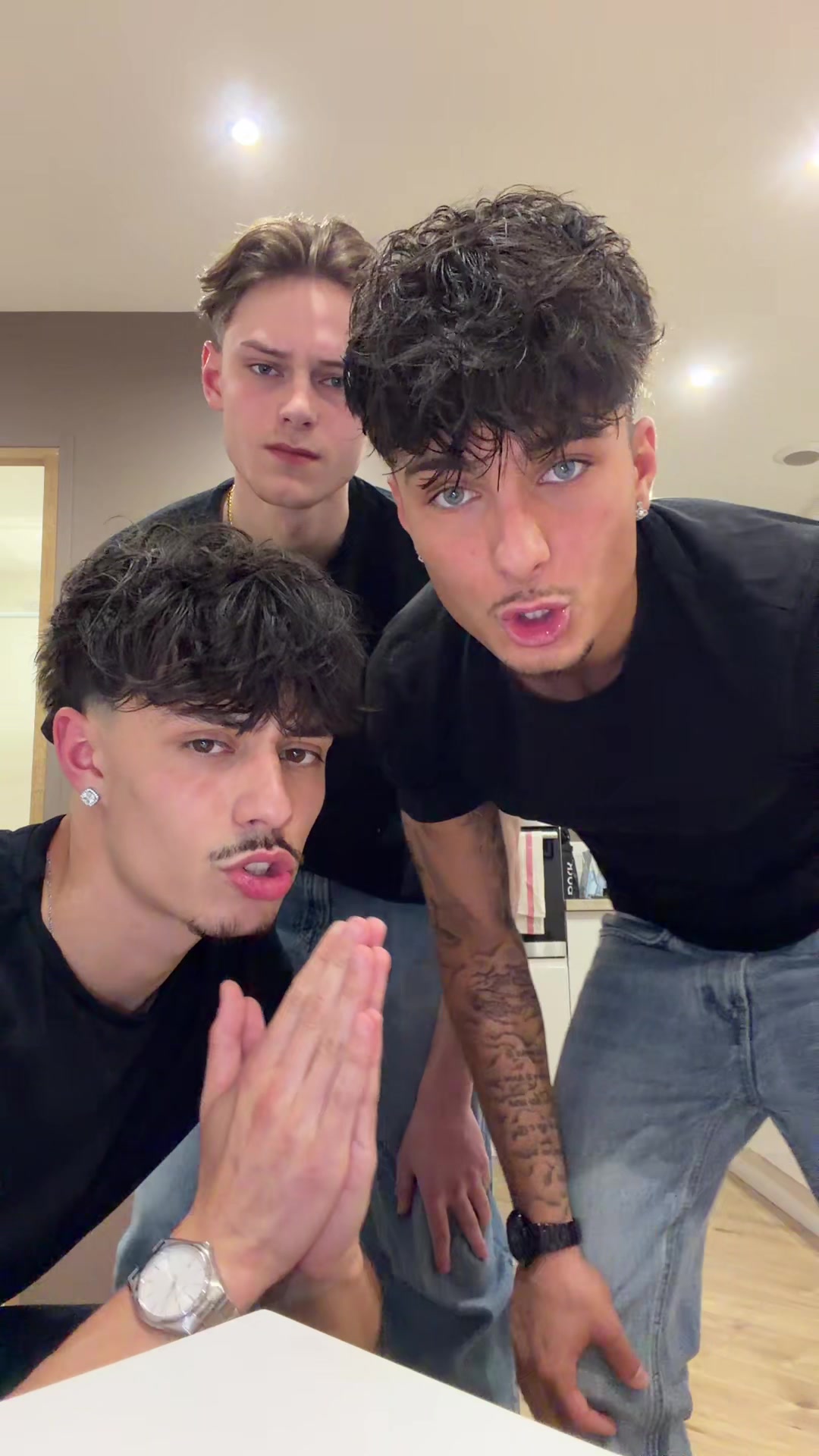 @LUCAS SUR TIKTOK