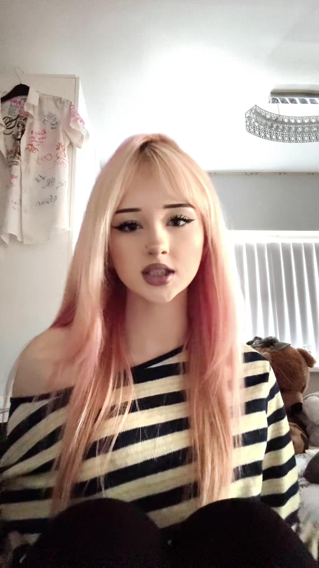 @️