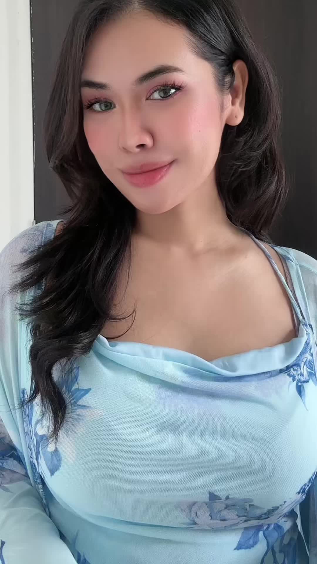 @Debvchi