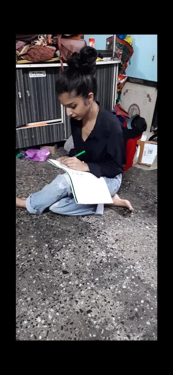 @__lara__007 🥀🖤