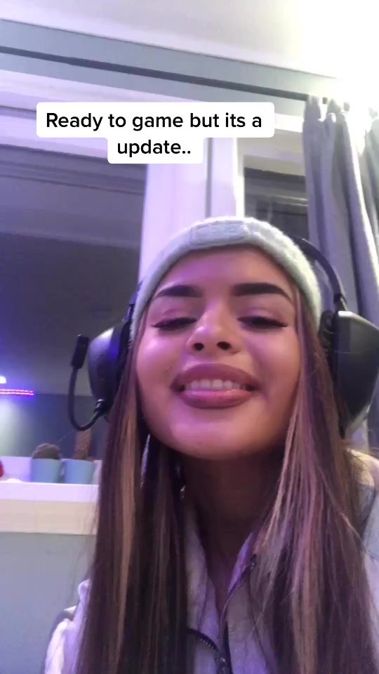 @selinahelene