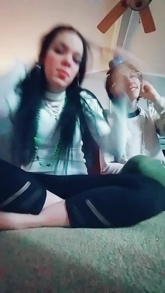 @Angela12