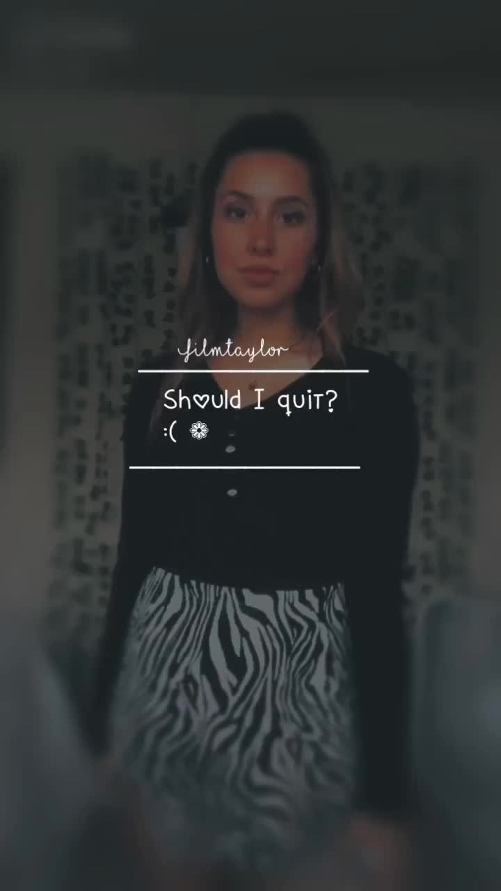 @Taylor follows <3 -