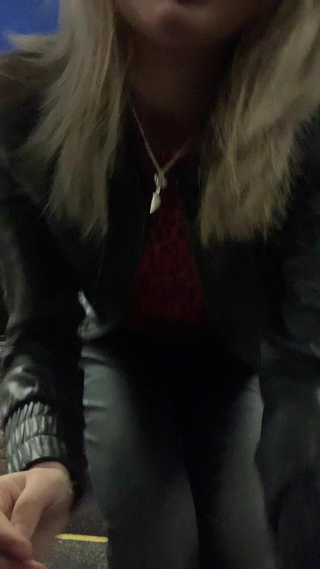 @Gl&ouml;m inte bort bruuuncherna 🙄