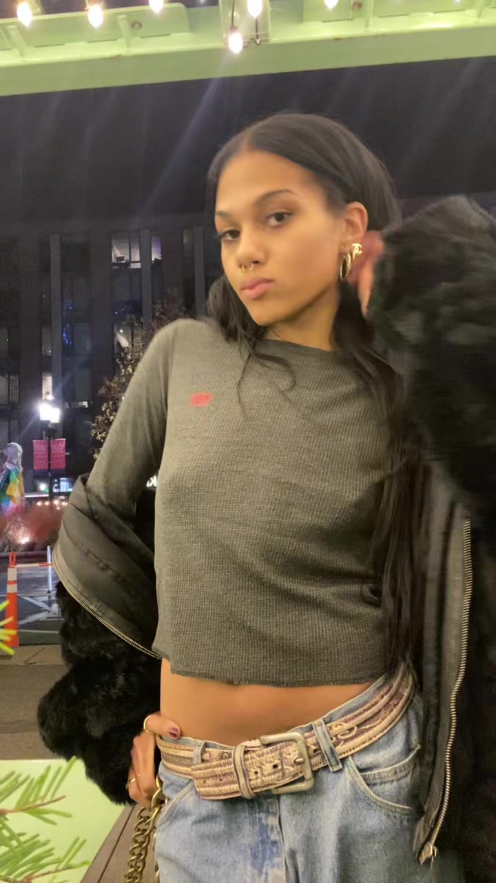 @(🎀>💋<)