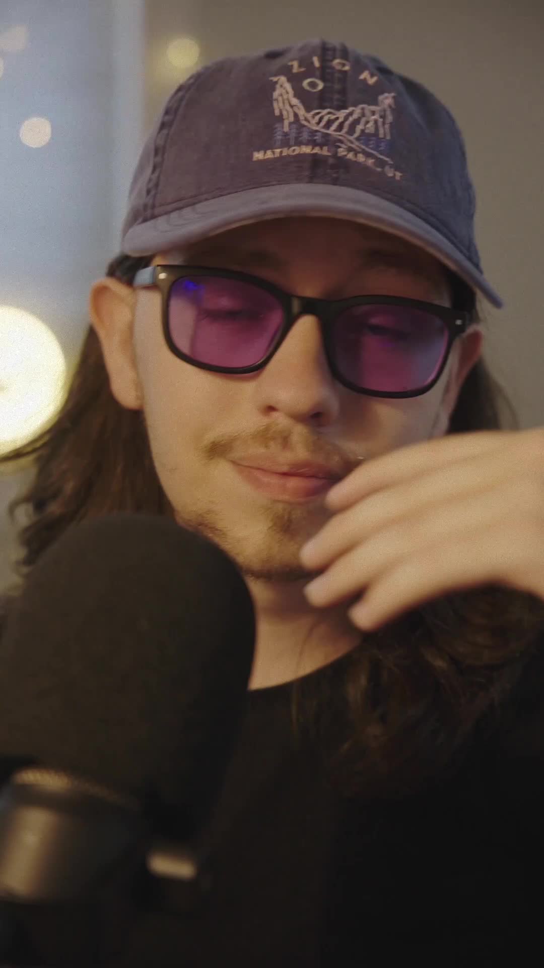 @SomeoneLuvsU <3