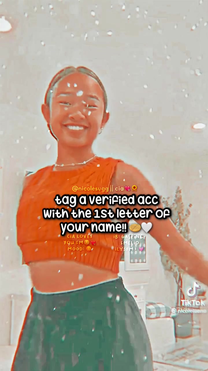 @nicolesugg