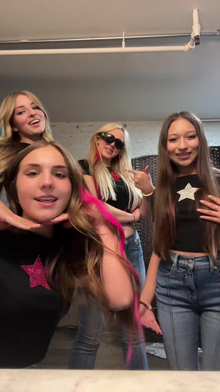 @𝒆𝒔𝒕𝒓𝒆𝒍𝒍𝒂ྀིྀིྀིྀིྀི