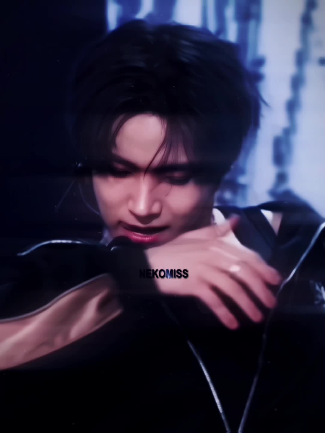 @iyana ⋆｡˚꩜