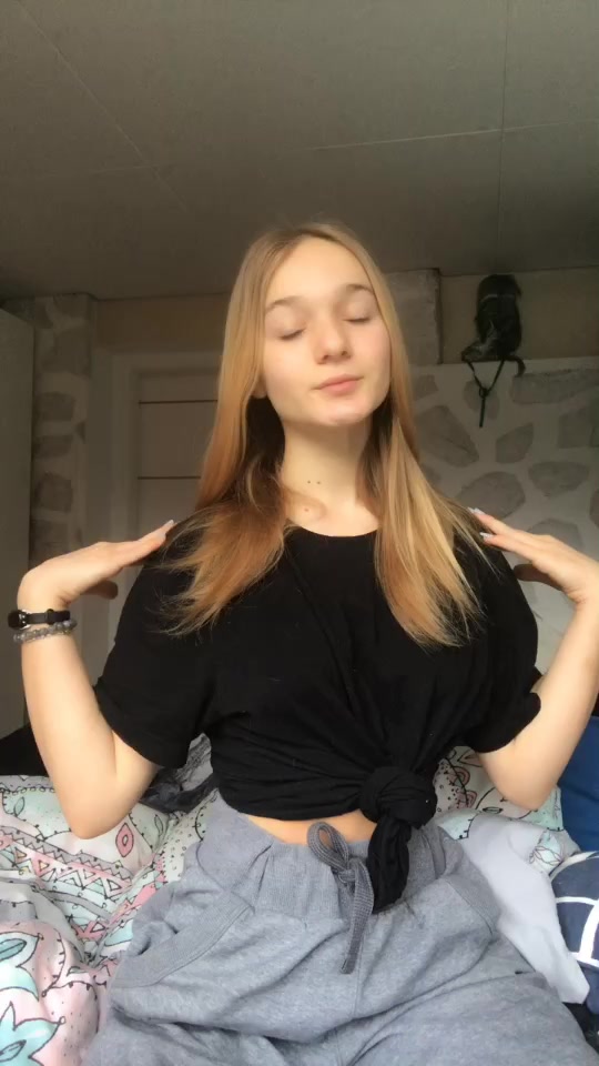 @Louise.delc ❋🍒