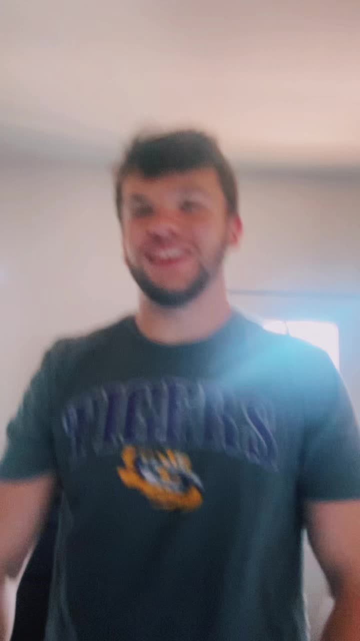 @T