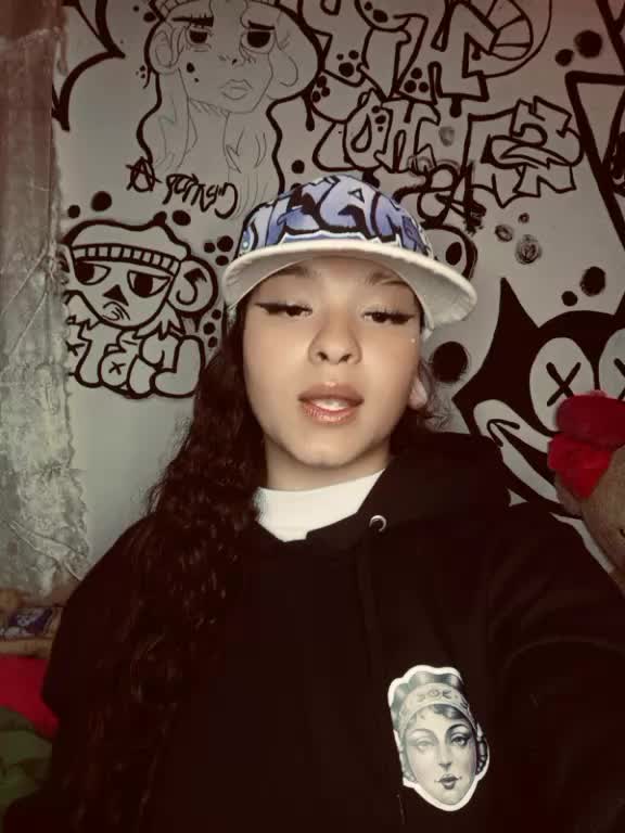 @&bull; 𝑀𝒶𝓃𝓊𝑒𝓁𝒶 &bull;