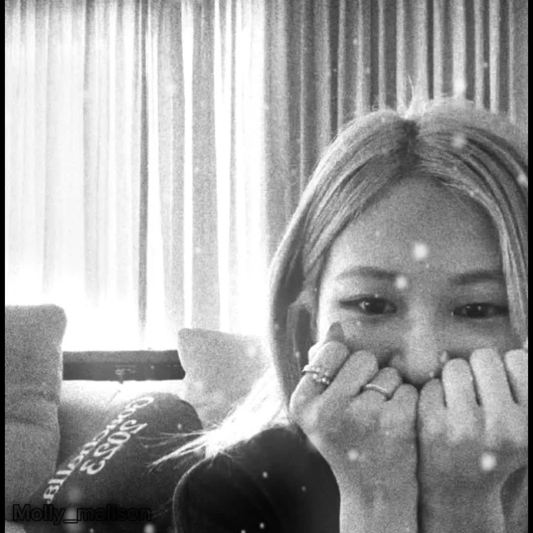 @♡︎Молли мэлисон♡︎