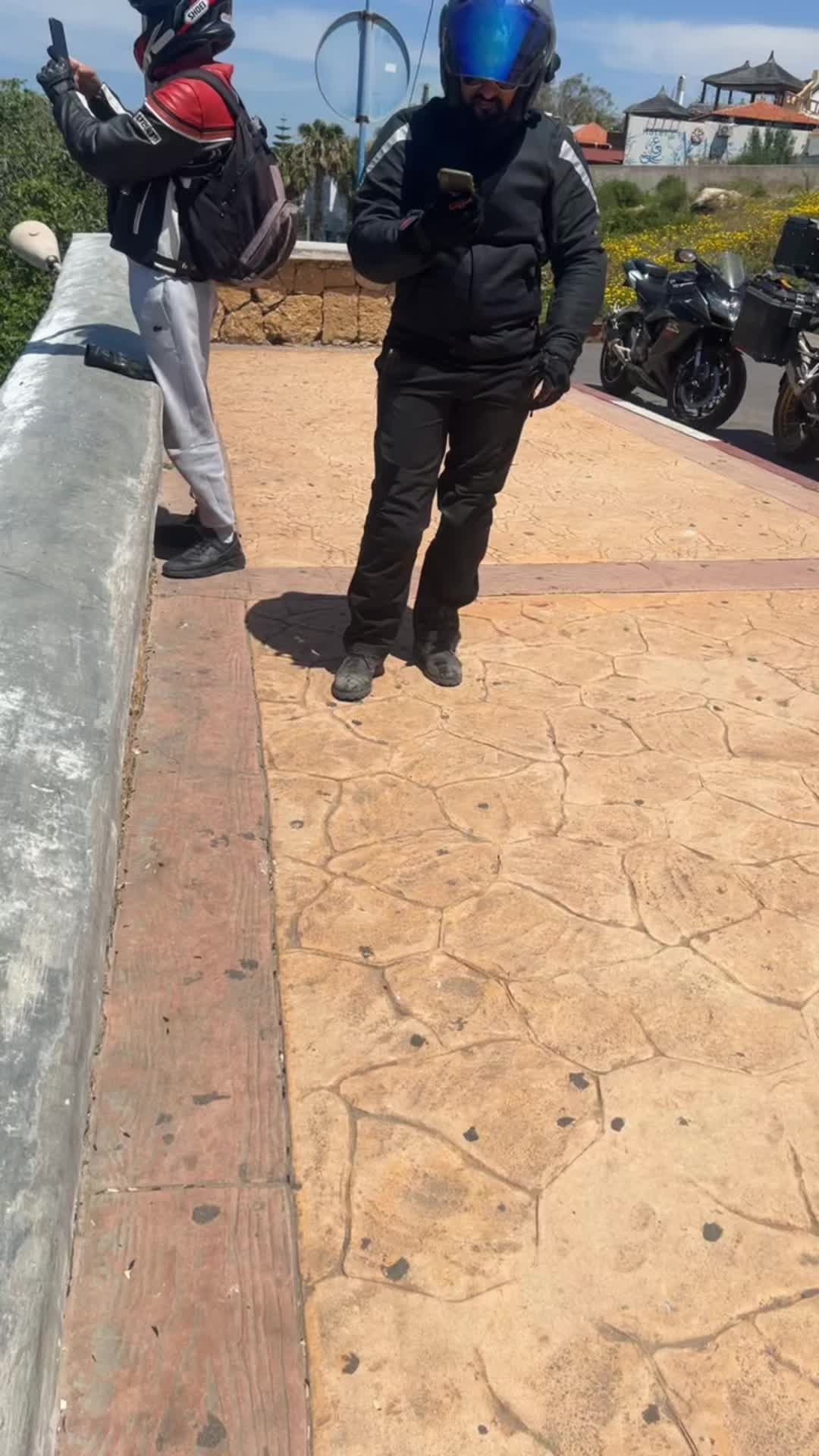 @Jimo_06
