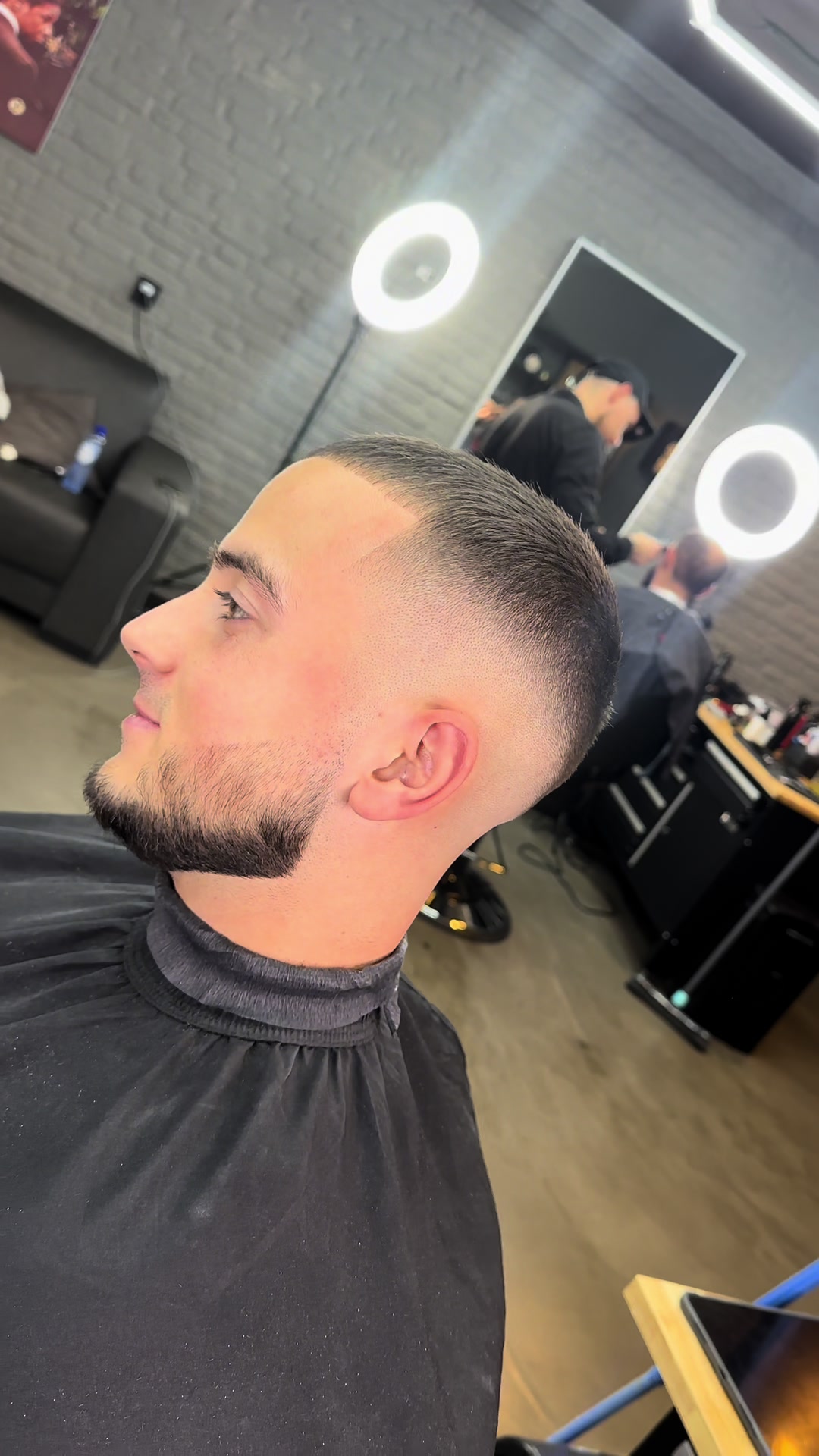 @Hermanos Barber Studio ⚡️