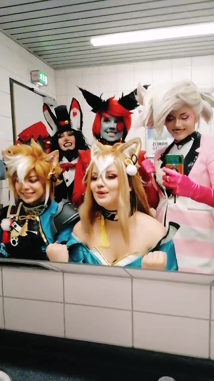 @zfox.cos
