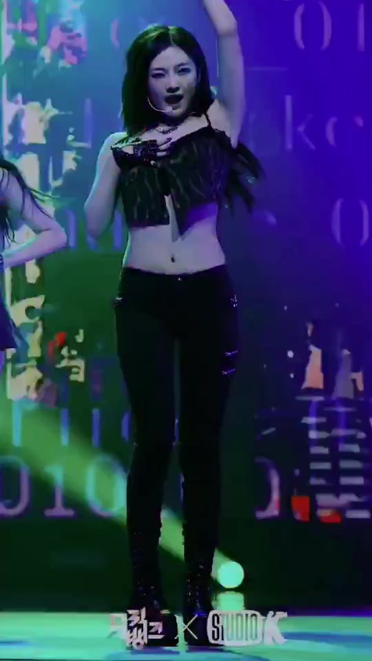 @Christie ๐จ๐ฆ๐ต๐น