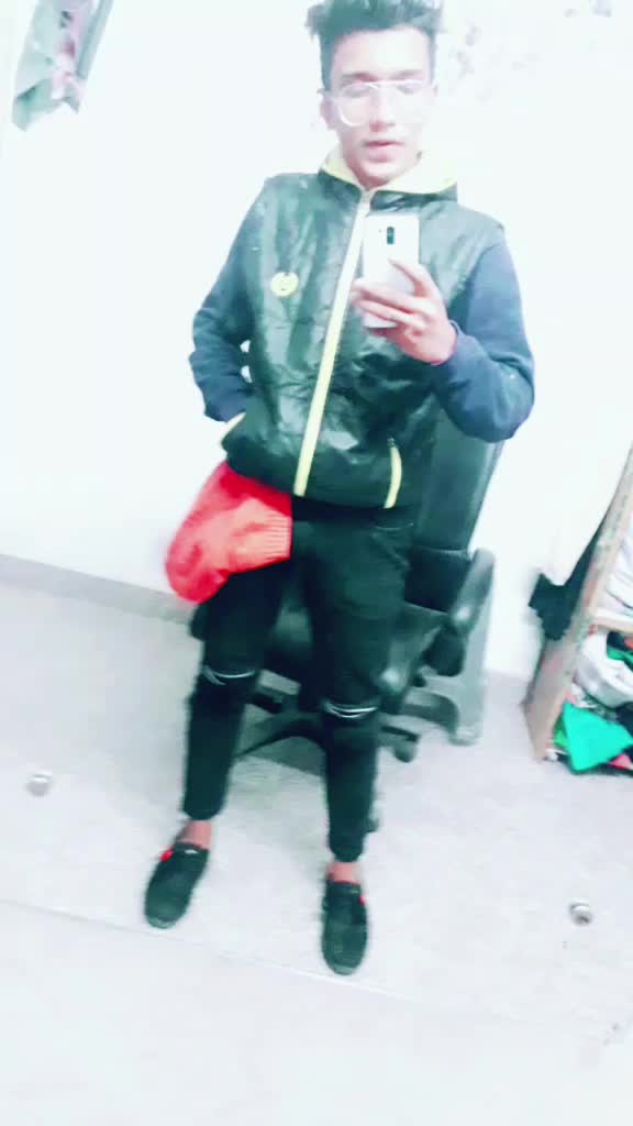 @😘