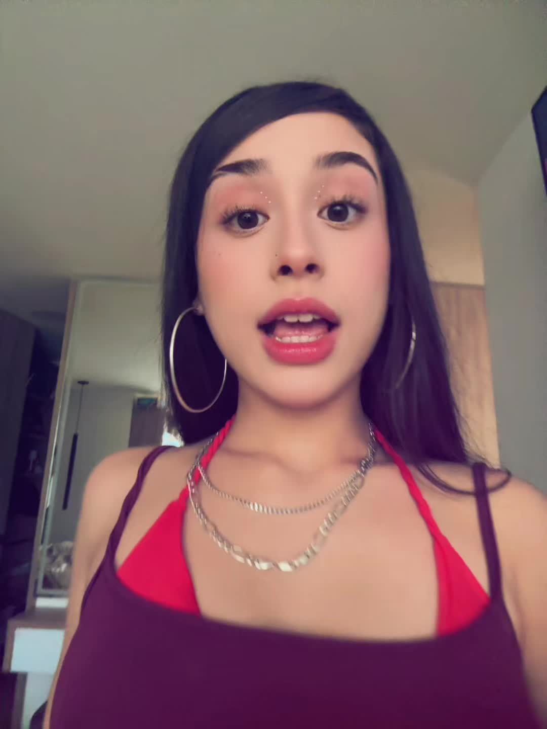 @valeria_🪬