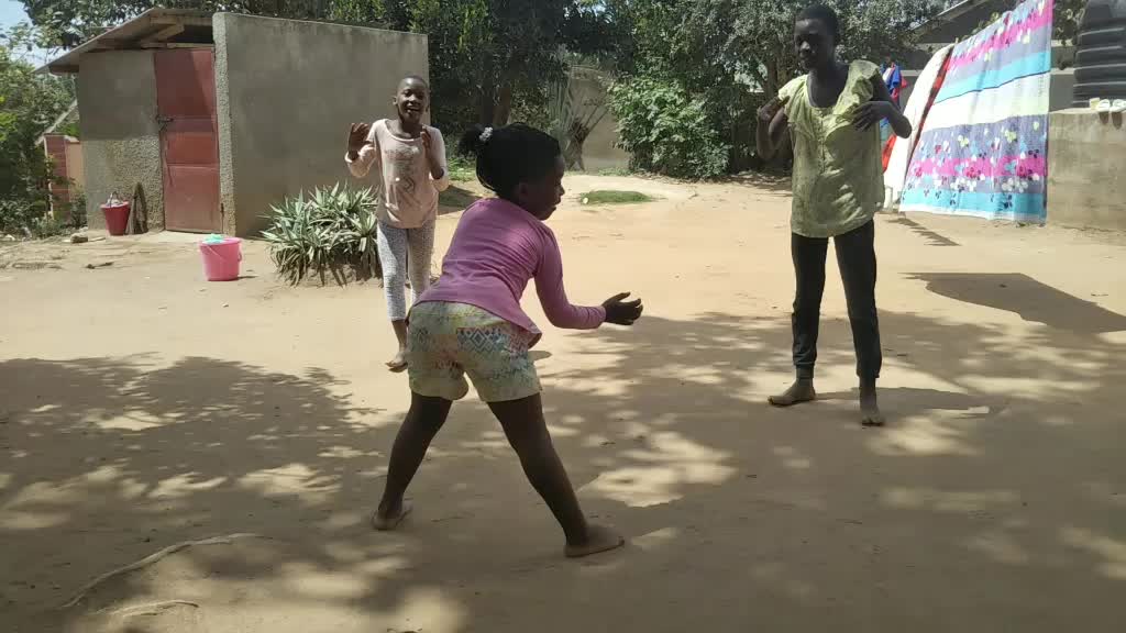 @ZariDancers_funpage
