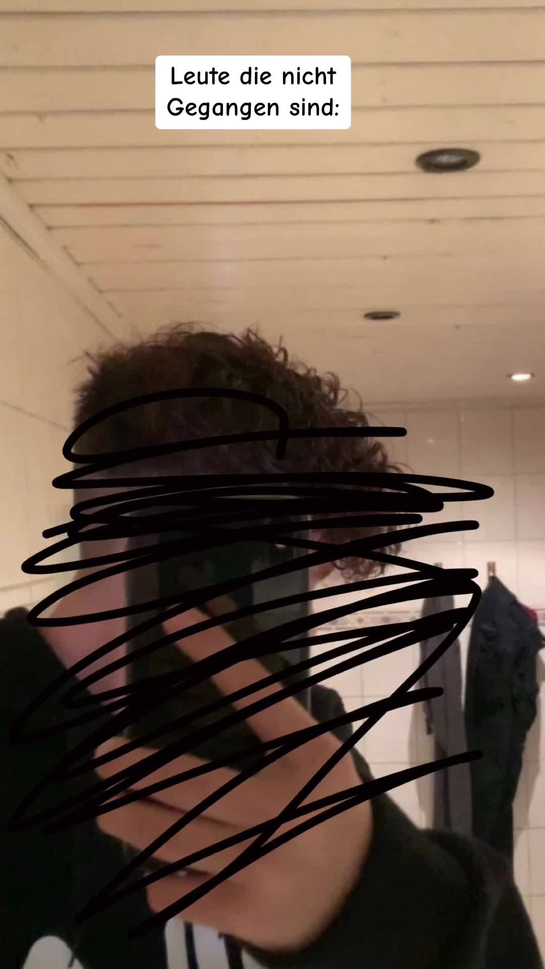 @001