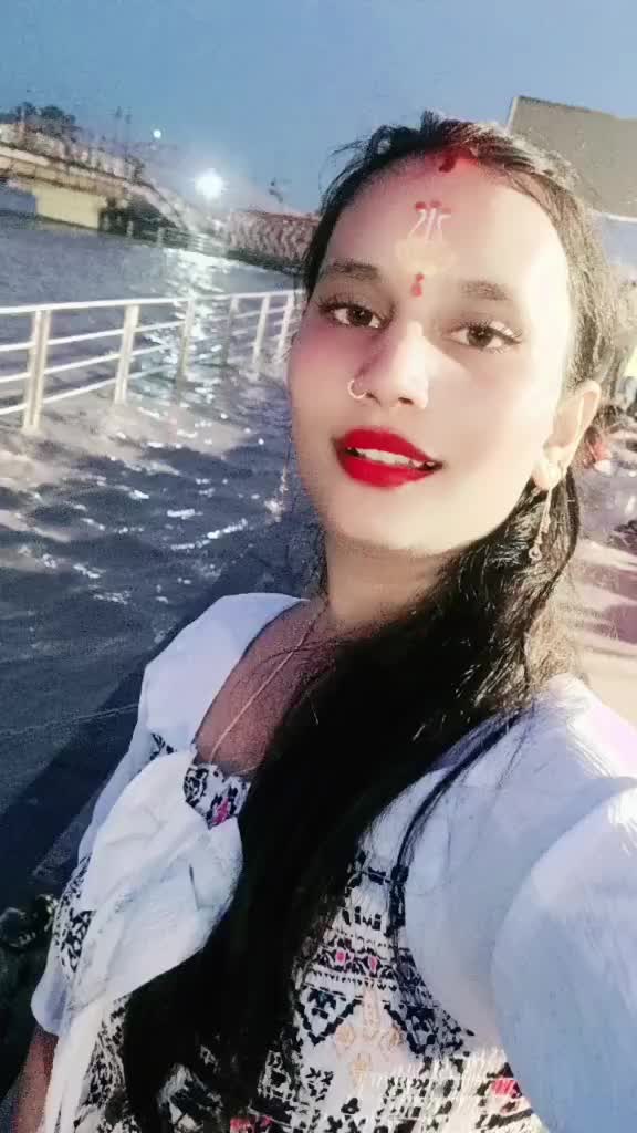 @❣️surbhi kasaudhan❣️