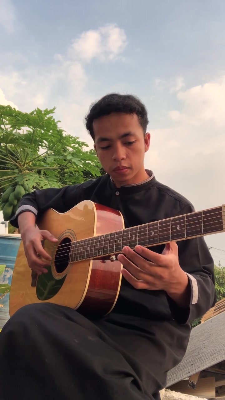 @Shifaiman | Guitar Tutor 🎸🍉