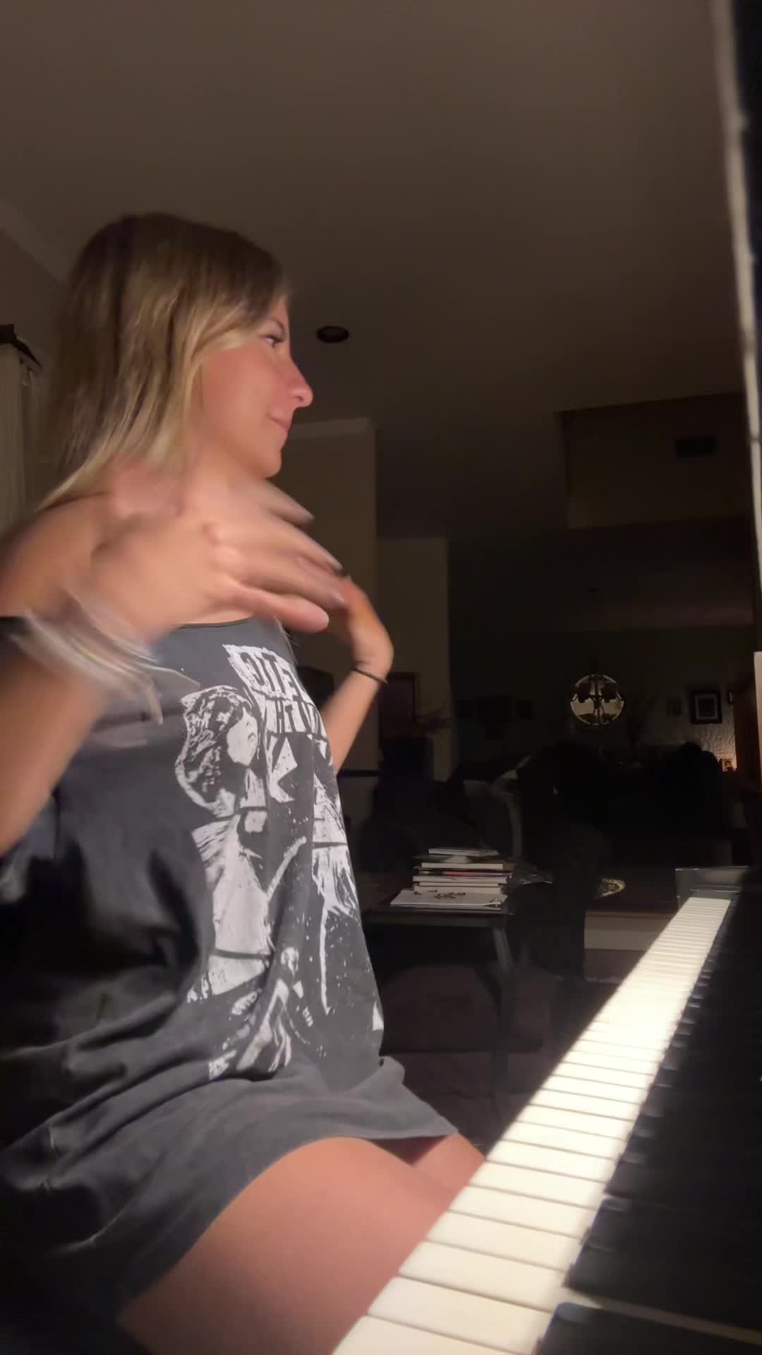 @pussayparade