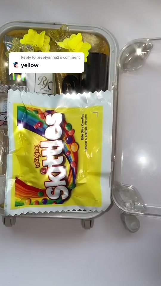 @frizzbratz