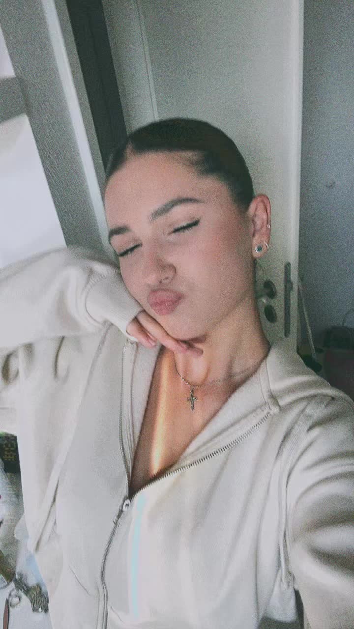 @Lili💋