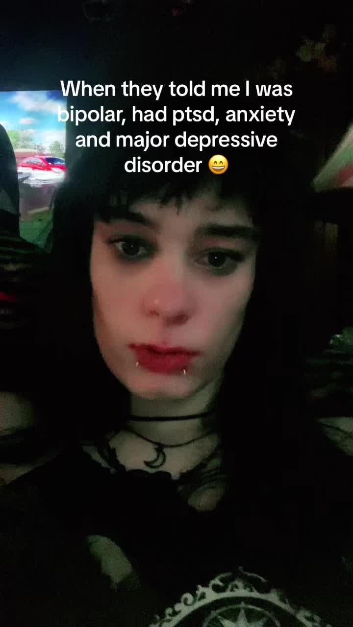 @๐ฉ๐ค๐๐ช๐ช