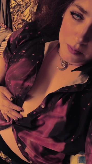 @witchgirl76❌