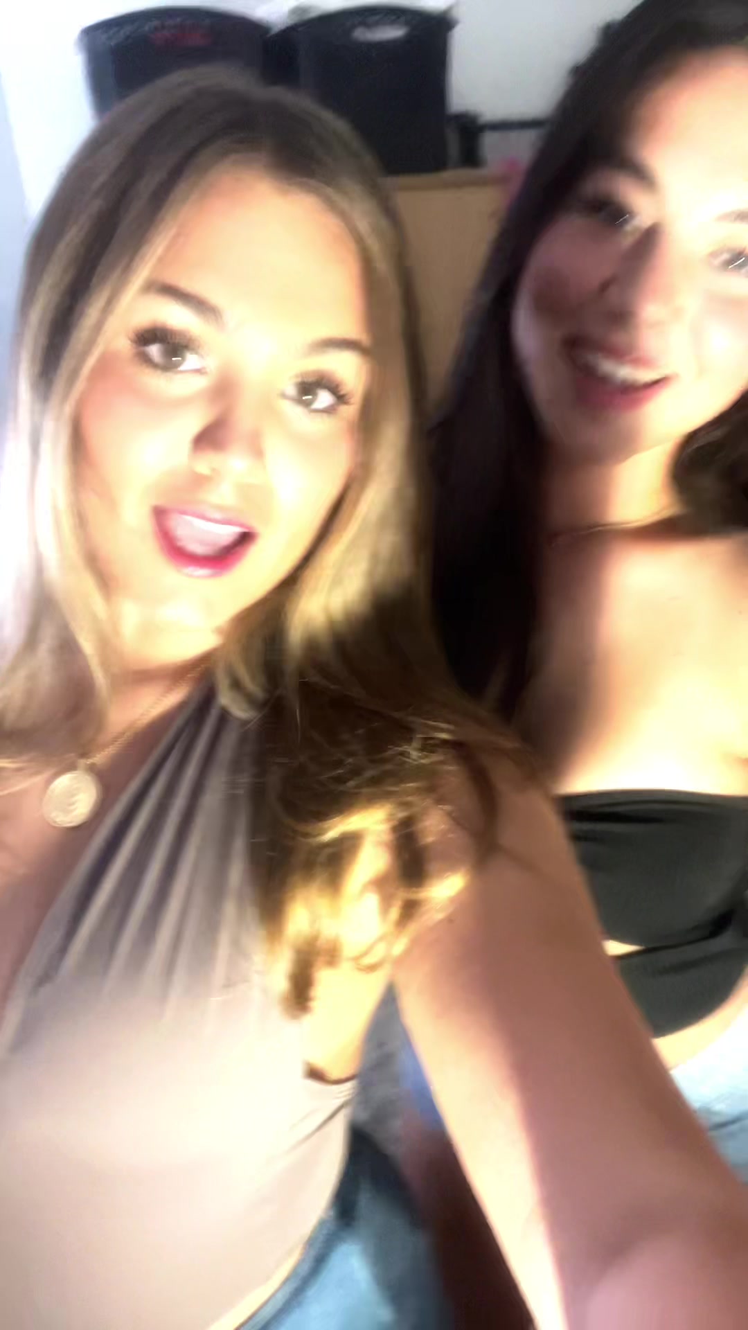 @ellaaenochs