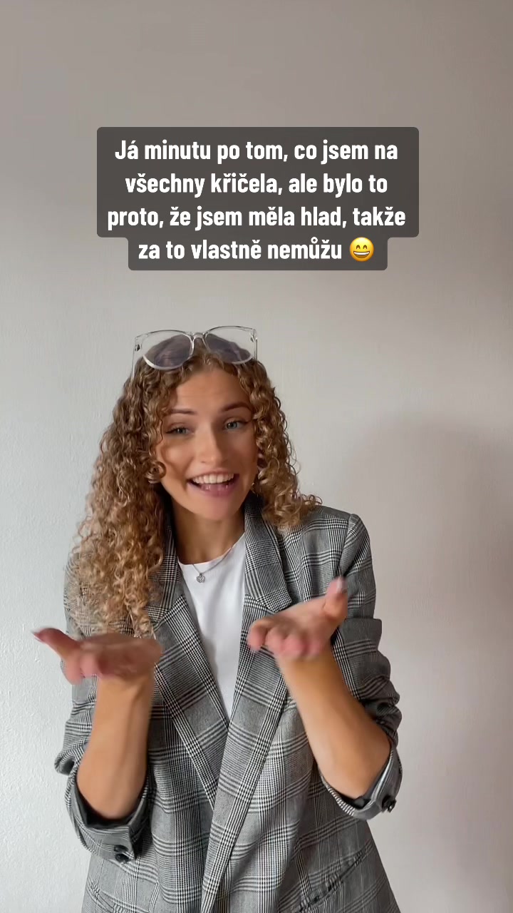 @Blond Curly Girl