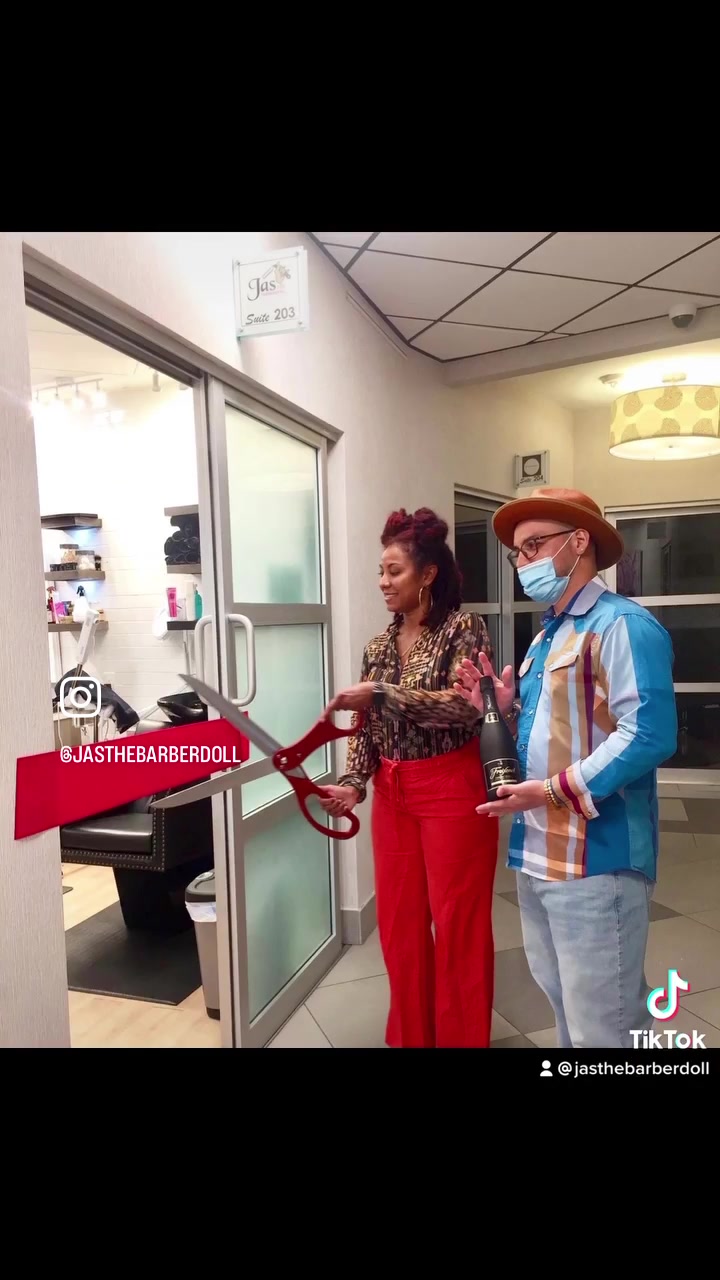 @Jas The Barberdoll