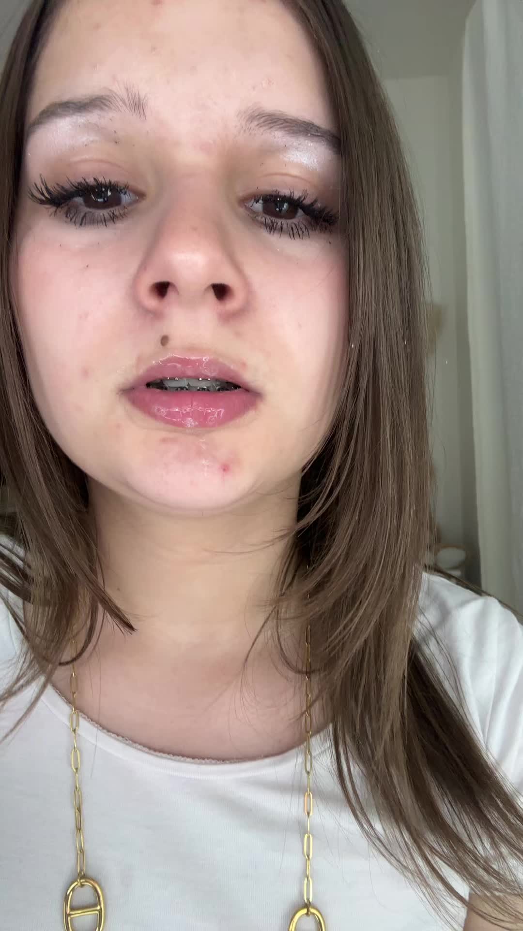 @𝐿𝑜𝑎𝑛𝑒𝑒&rsquo;🤍