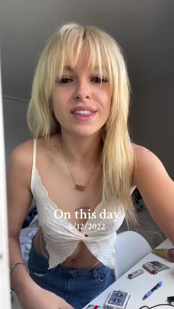 @Evaaaa