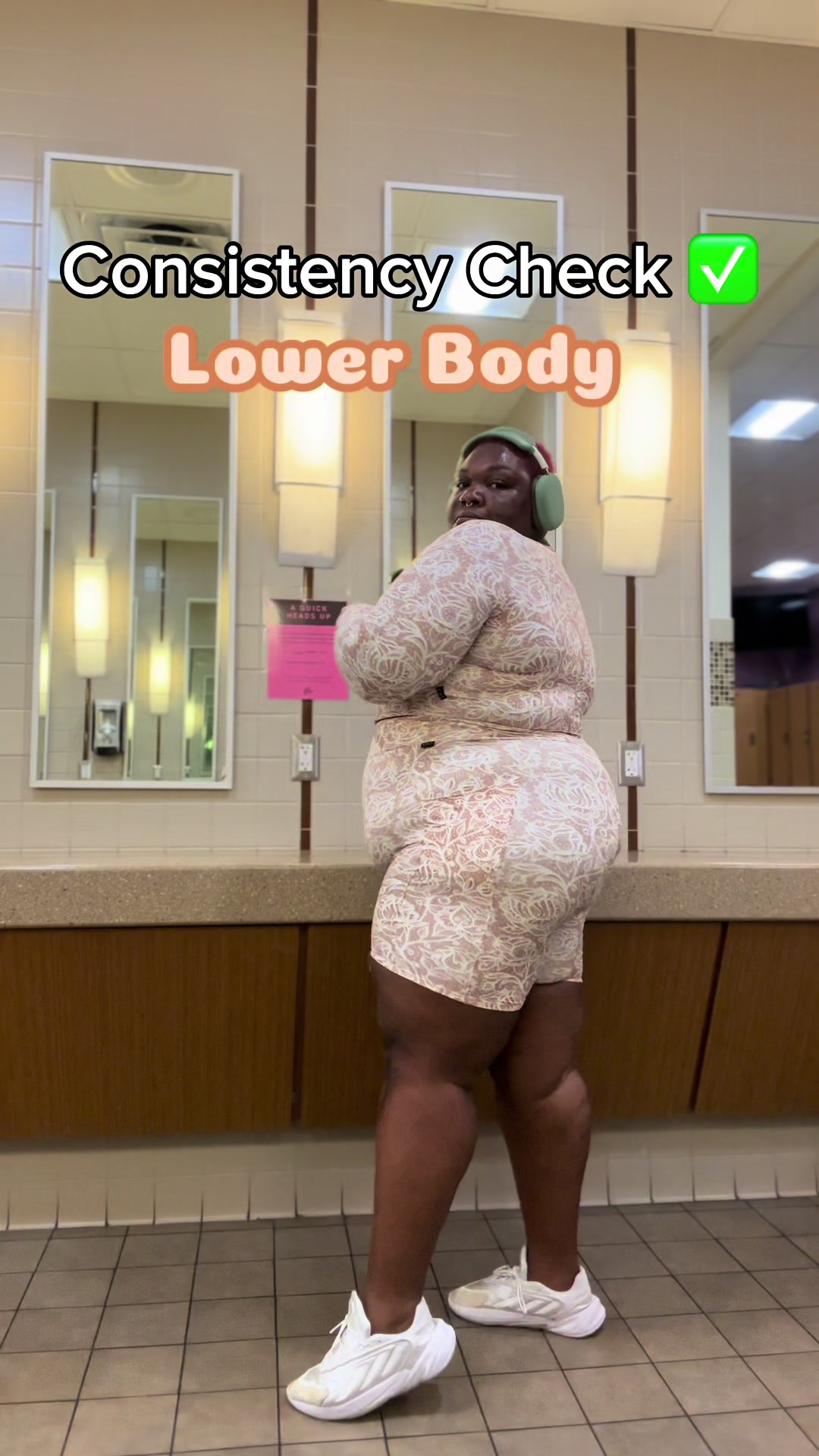 @LaLa | The Plus Size Gym Bae