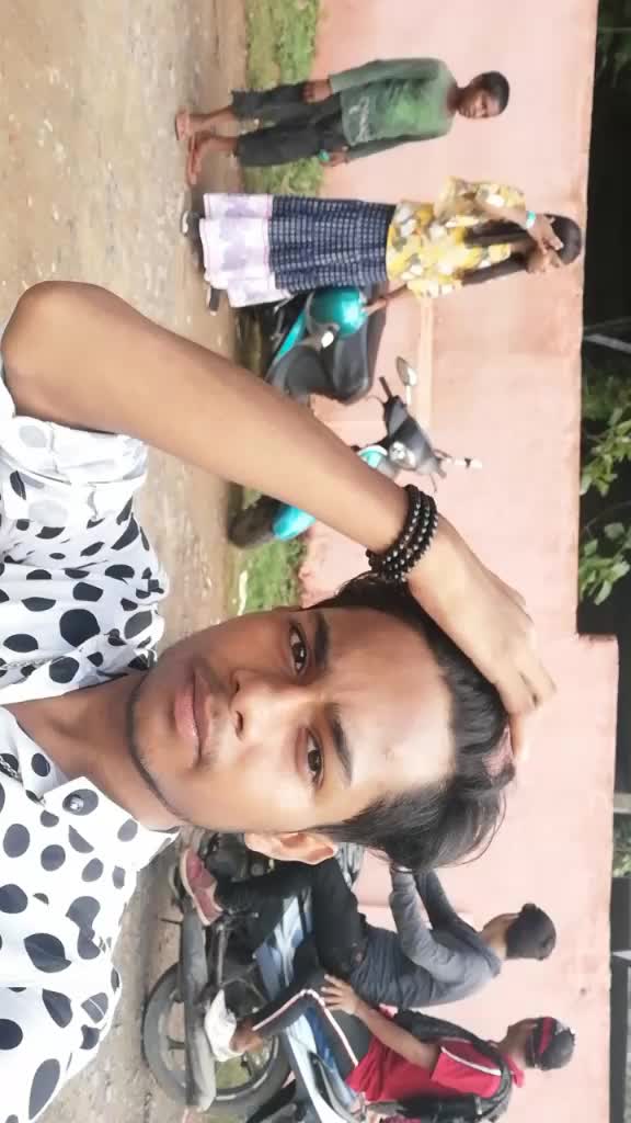 @Aryan_sam7863