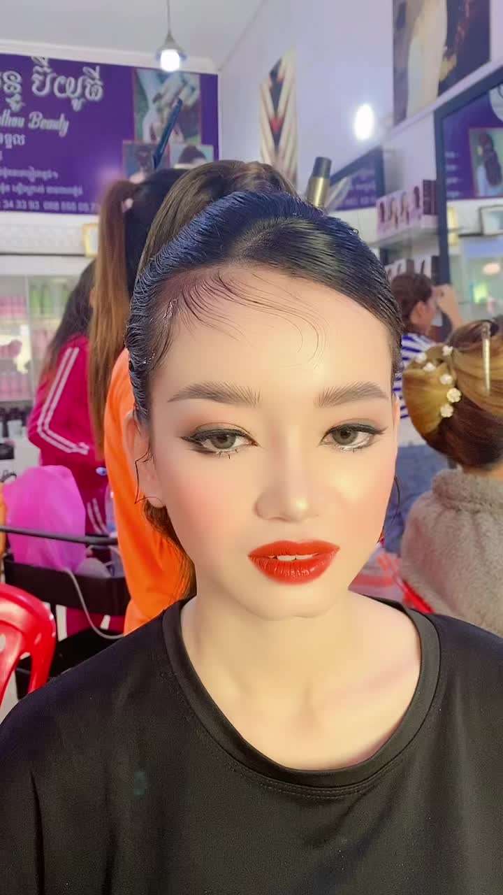 @កញ្ញា និច