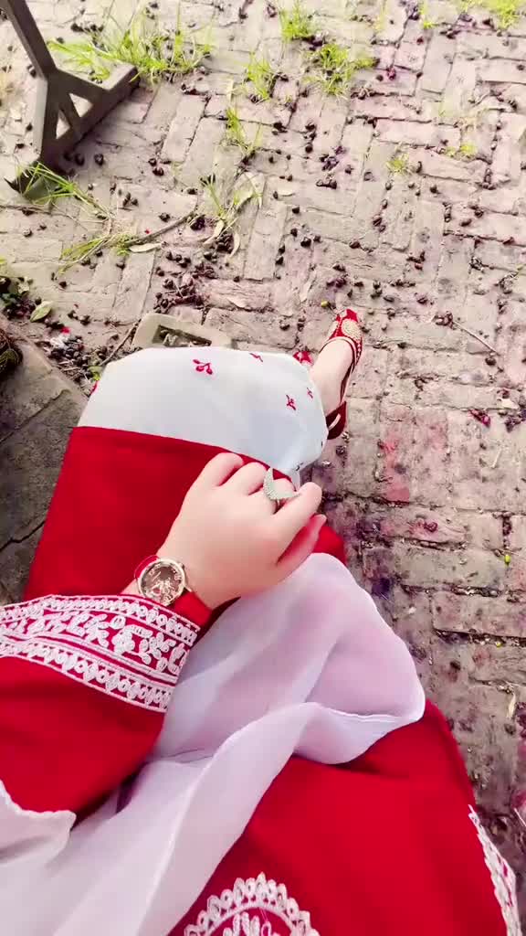 @tahirakusar