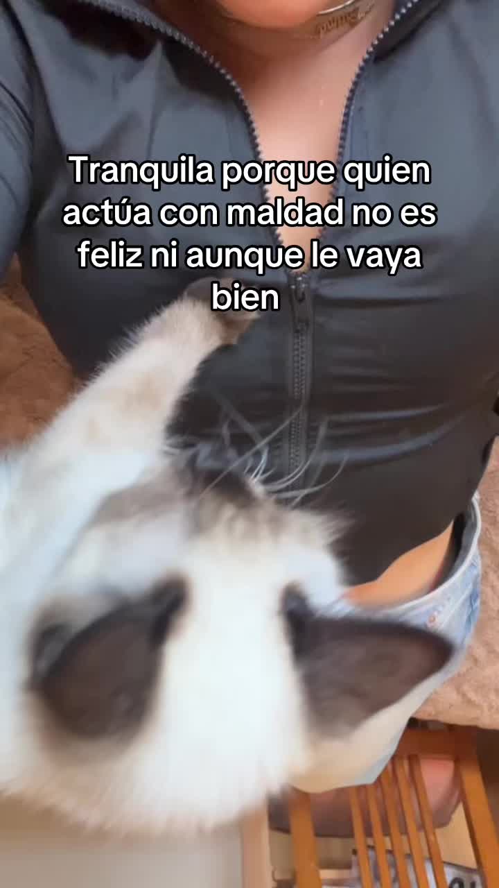 @whoiissnana