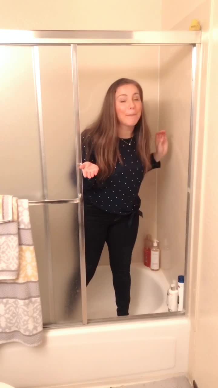 @Kiki B