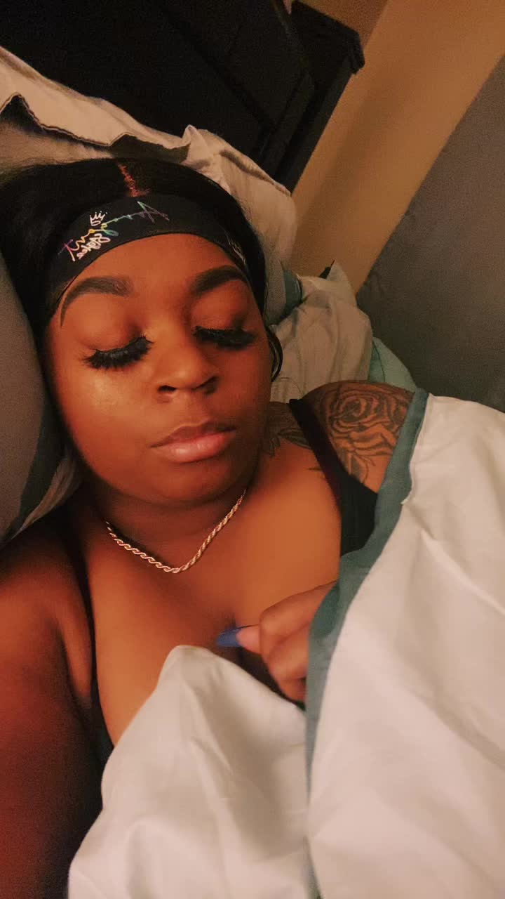 @RiickaMonae 😘