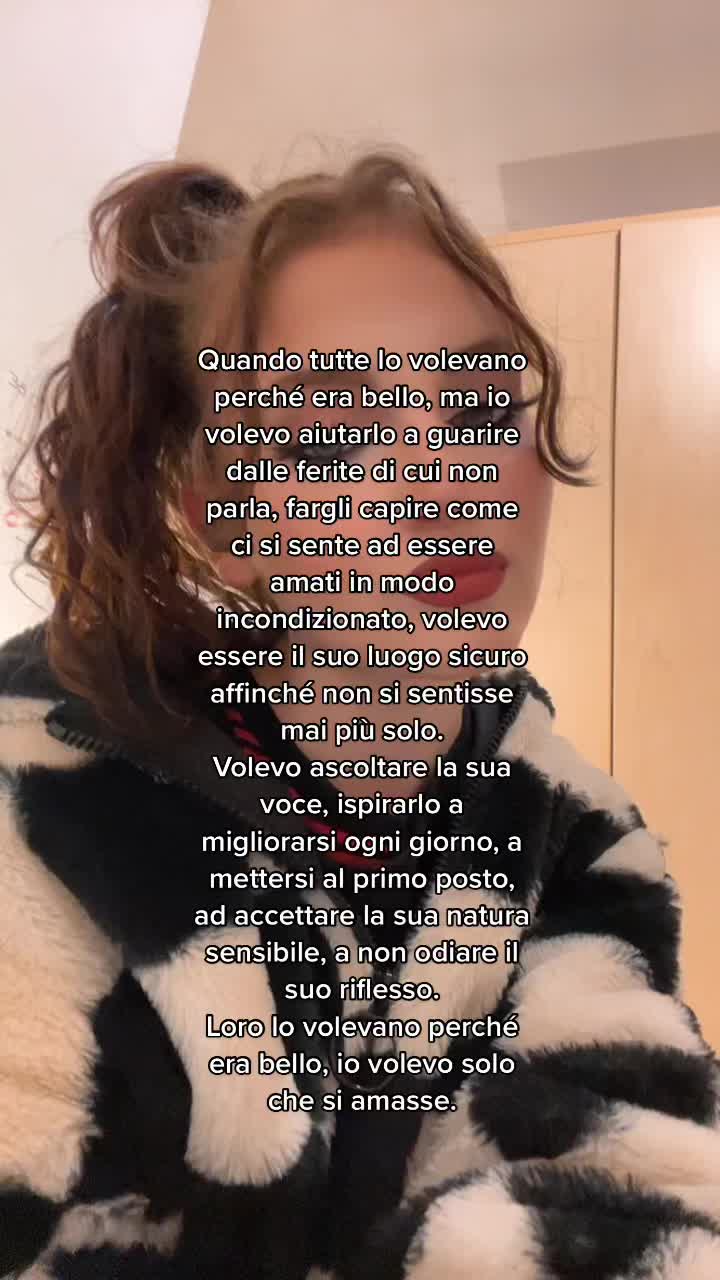 @Cris.🌙