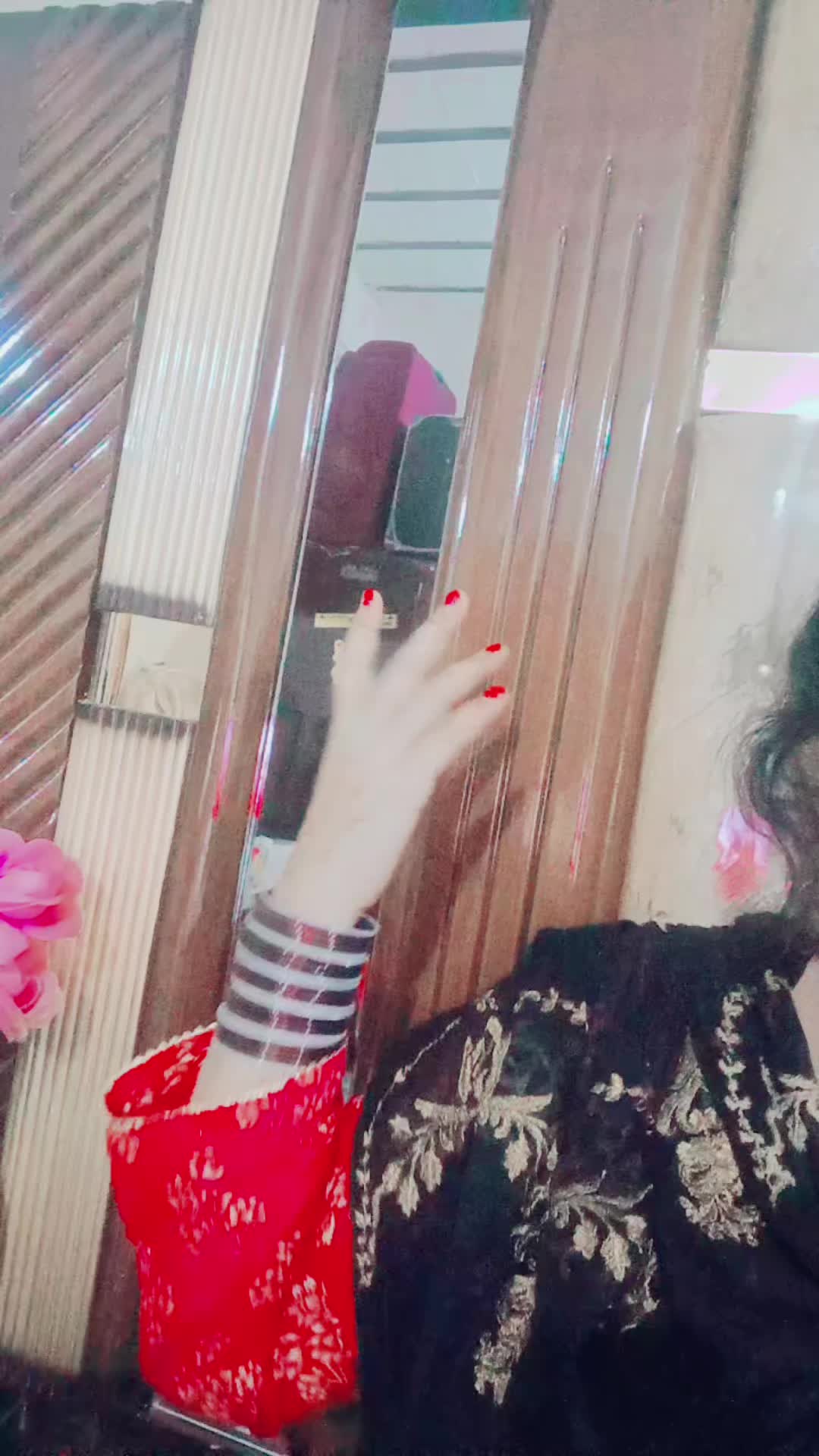 @꧁乂✰ѕʰ𝕒𝒏żà✰乂꧂